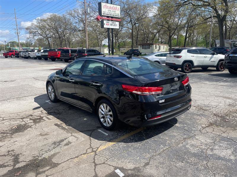 Used 2017 Kia Optima EX w/ Premium Package FWD image 7