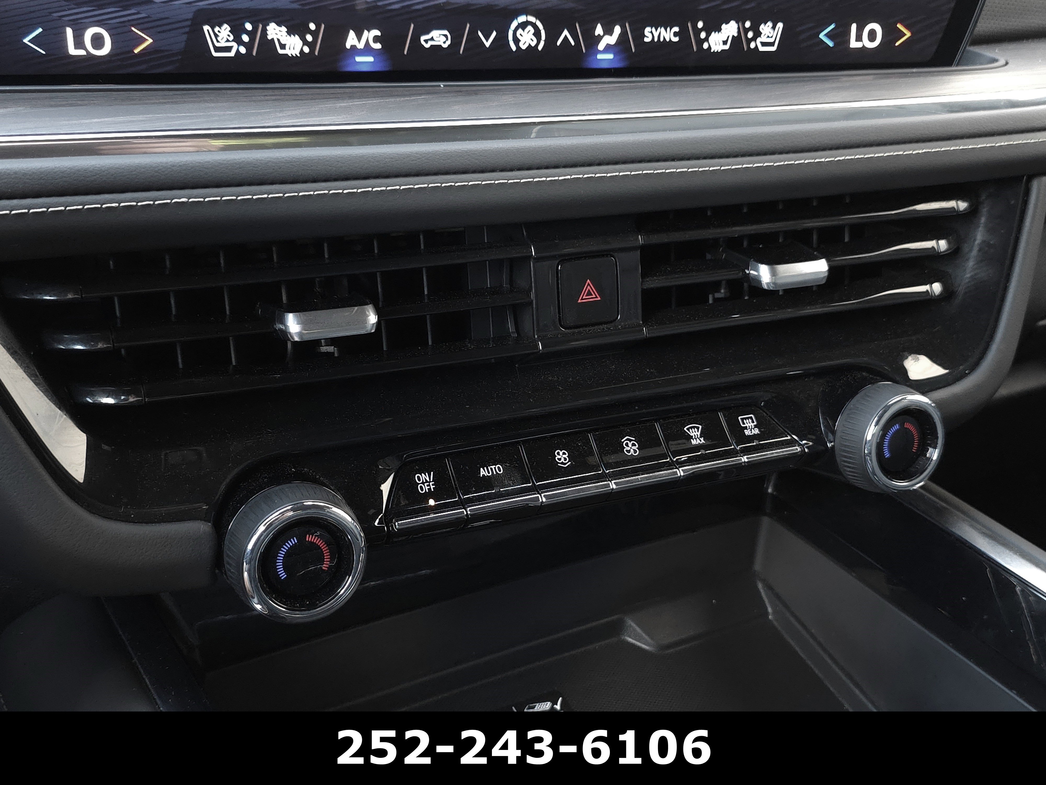 Used 2025 Chevrolet Tahoe Premier RWD image 16