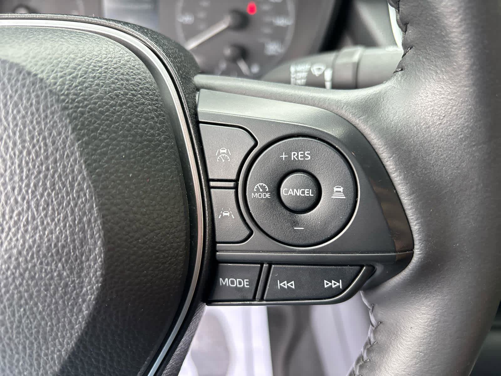 Used 2024 Toyota Corolla SE image 18