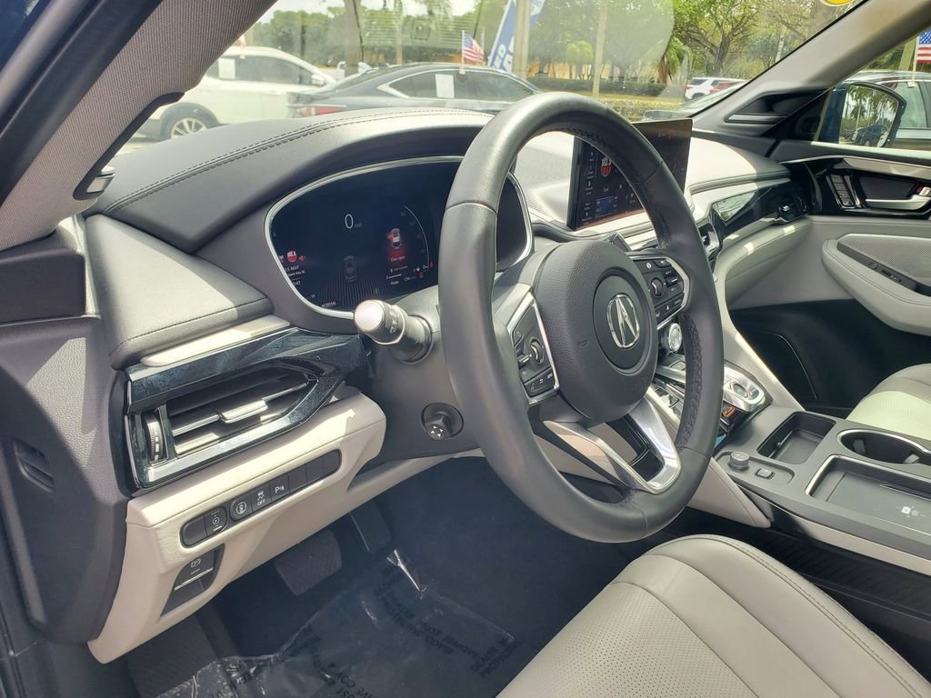 Certified 2025 Acura MDX w/ Technology Package image 15