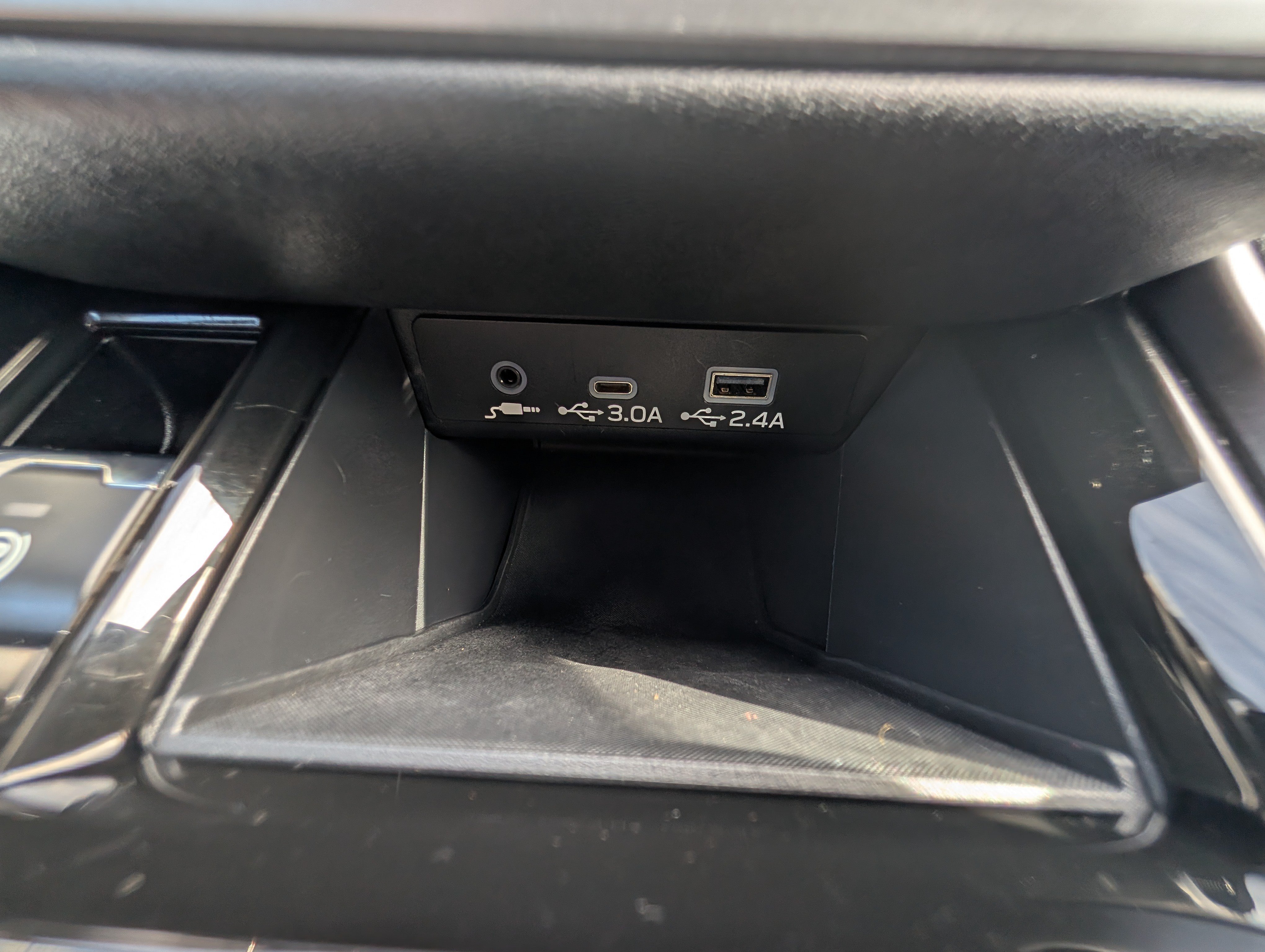 Used 2025 Subaru Outback Premium AWD/4WD image 33