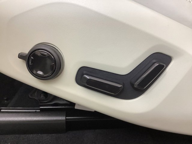 New 2026 Volvo XC90 B6 Ultra image 13