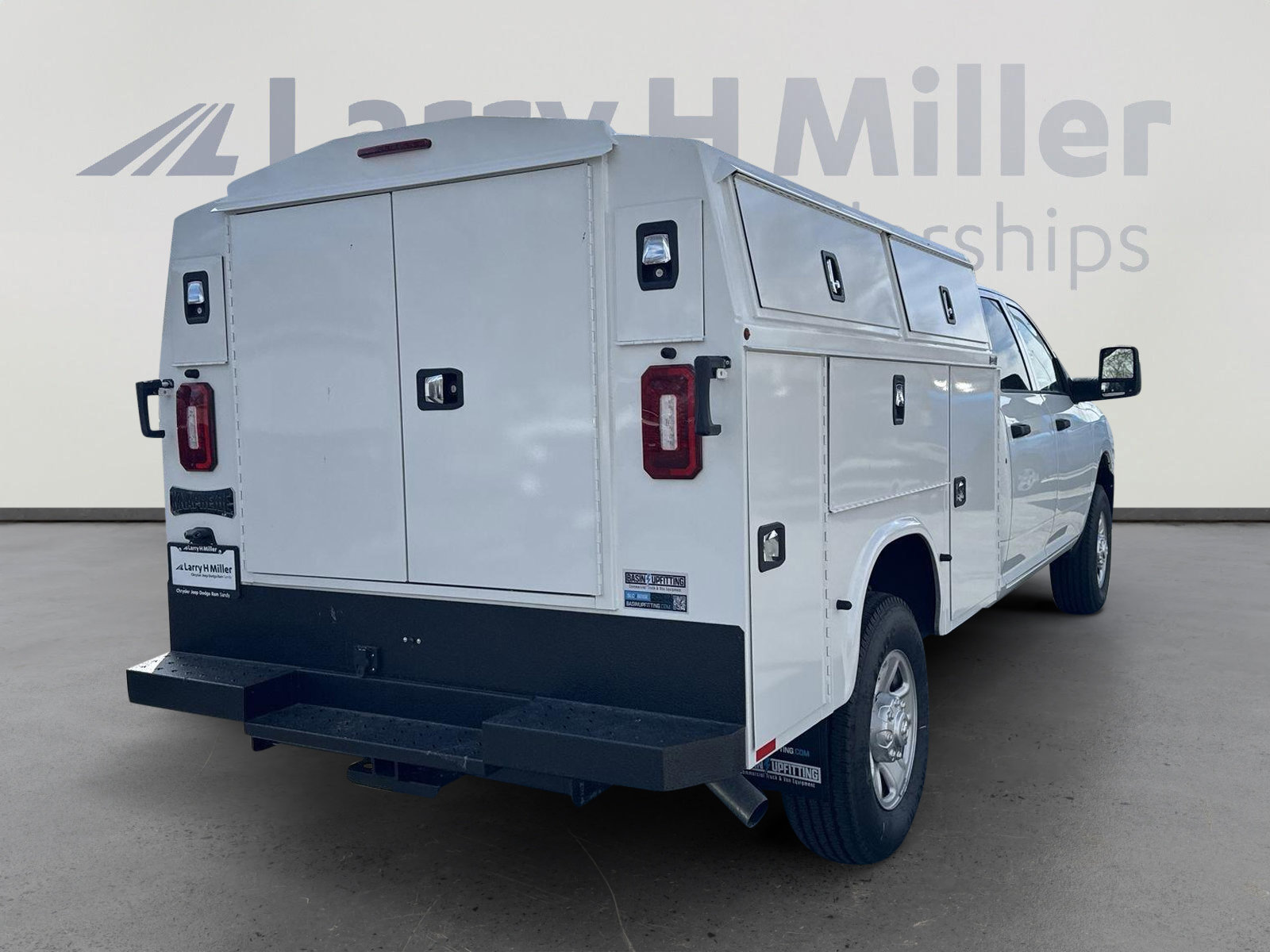 New 2023 RAM 3500 Tradesman image 8