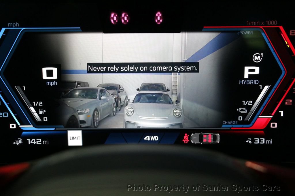 Used 2025 BMW M5 AWD/4WD image 41