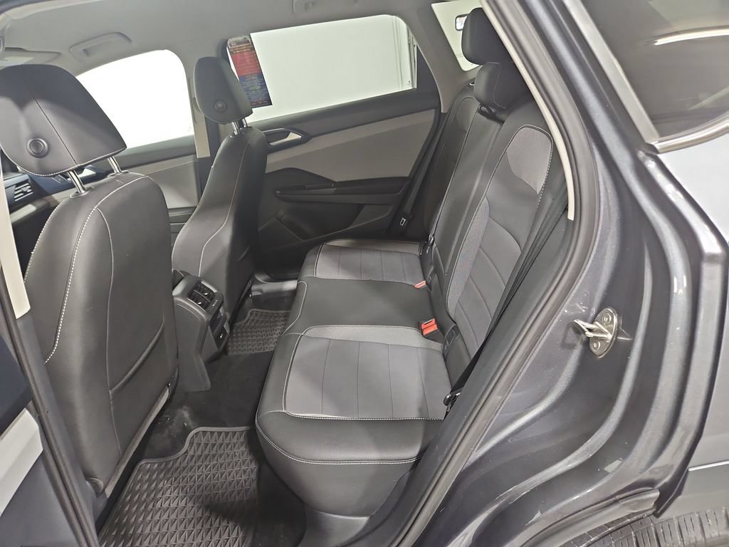 Used 2024 Volkswagen Taos SE FWD image 23