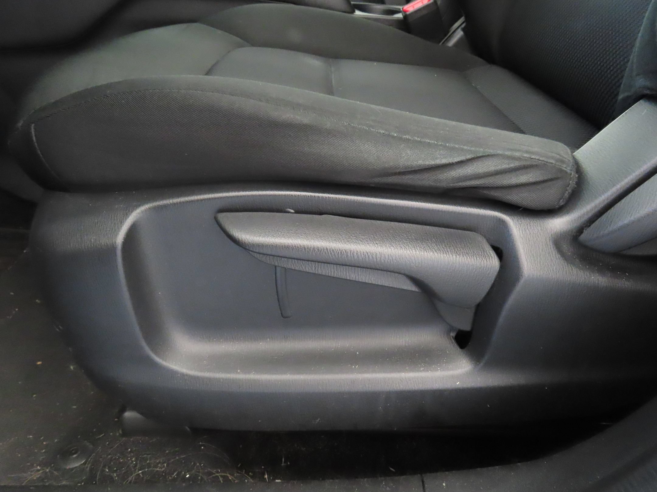 Used 2019 MAZDA CX-5 Sport FWD image 12