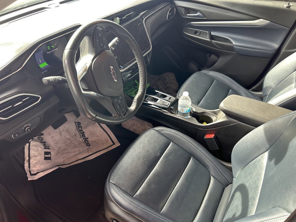 Used 2022 Chevrolet Bolt EUV LT w/ Convenience Package image 12