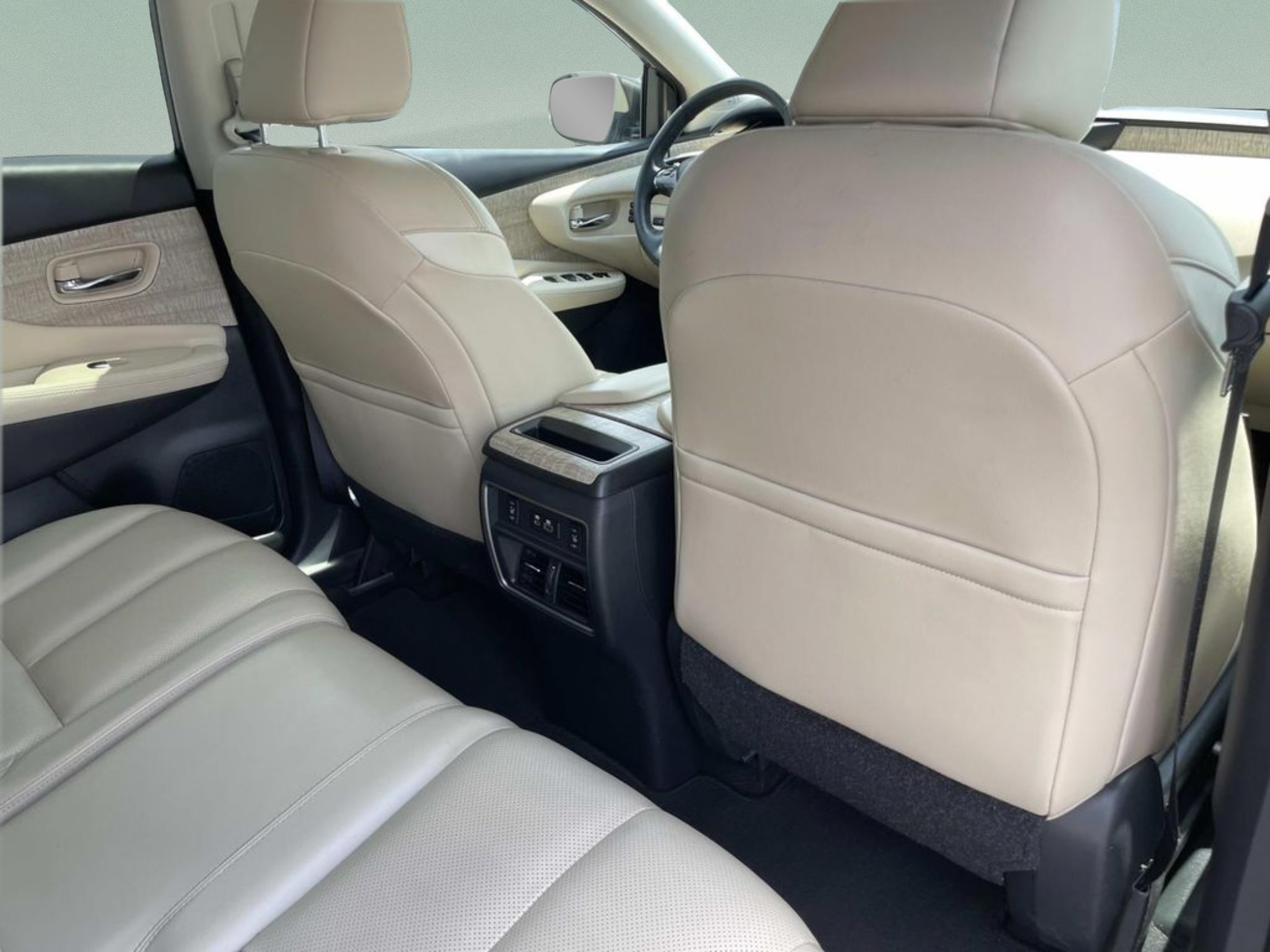 Used 2023 Nissan Murano SL FWD image 16