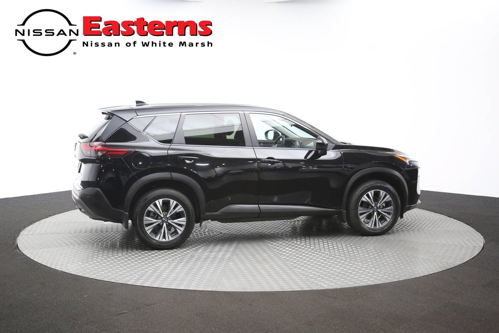 Used 2023 Nissan Rogue SV AWD/4WD image 43