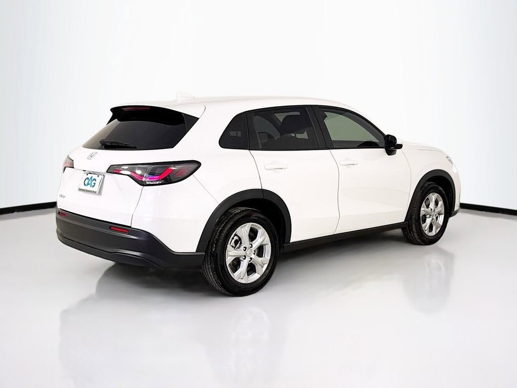 Used 2024 Honda HR-V LX image 9