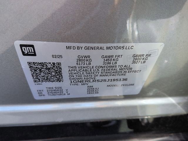 Used 2025 Chevrolet Traverse RS w/ LPO, Floor Liner Package FWD image 14