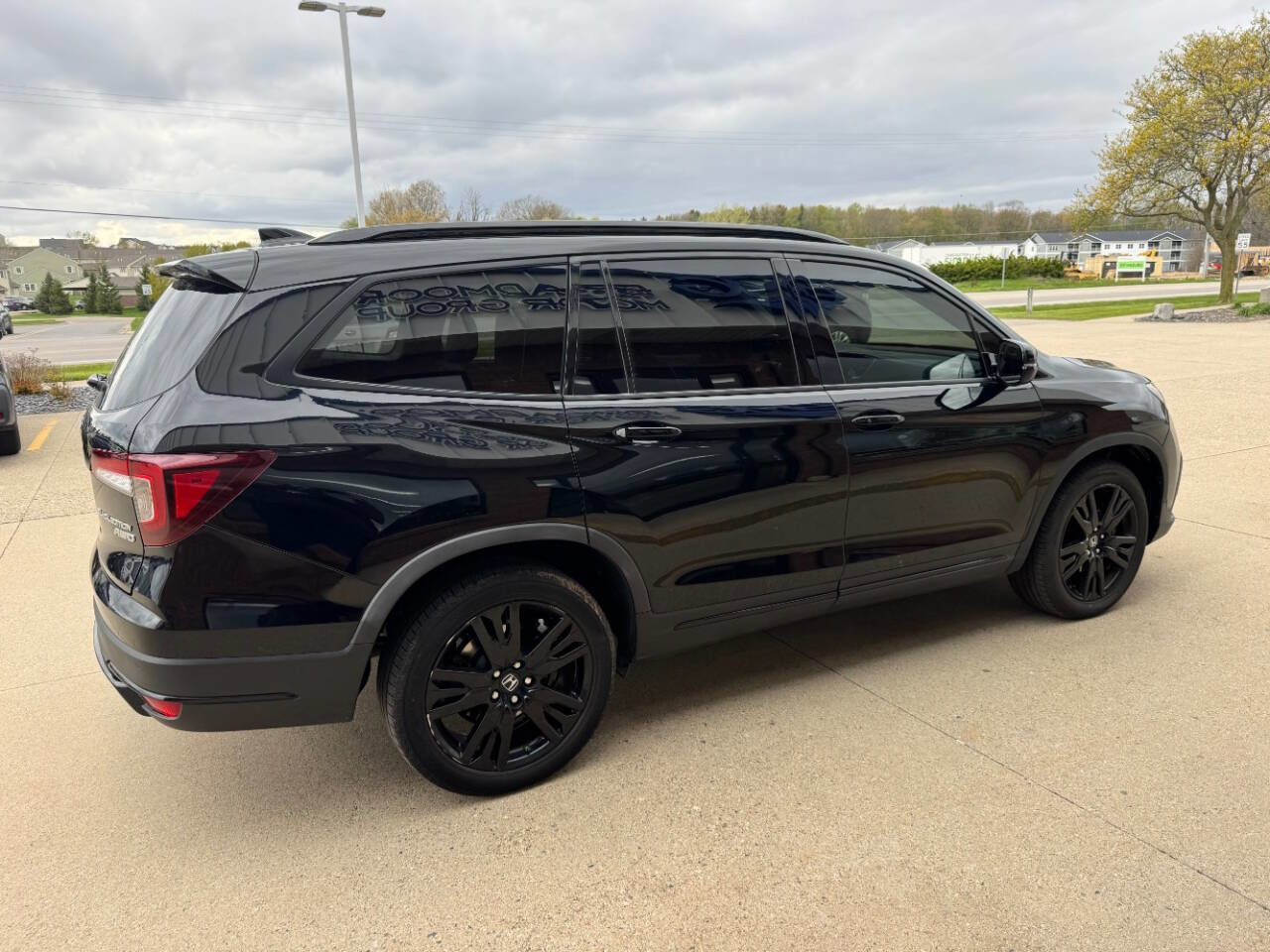 Used 2020 Honda Pilot Black Edition image 37
