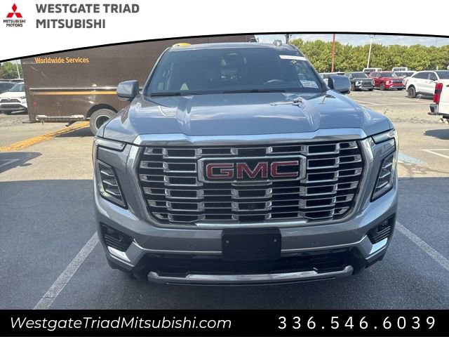 Used 2025 GMC Yukon Denali AWD/4WD image 2