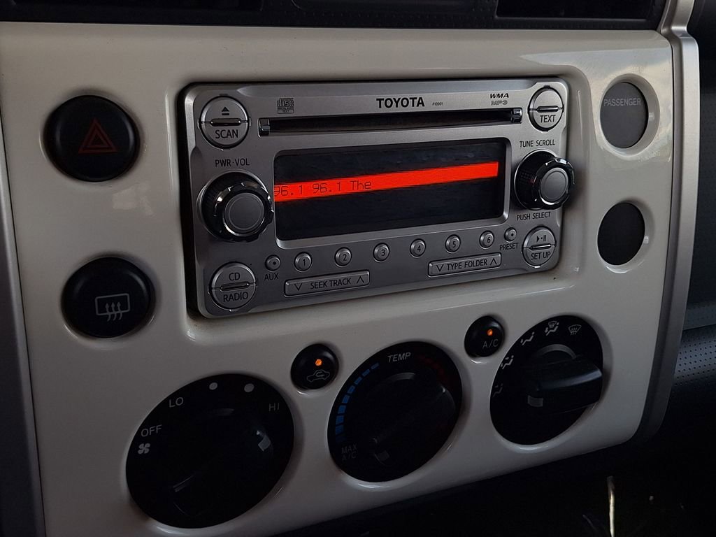 Used 2012 Toyota FJ Cruiser 4WD w/ Convenience Pkg image 20