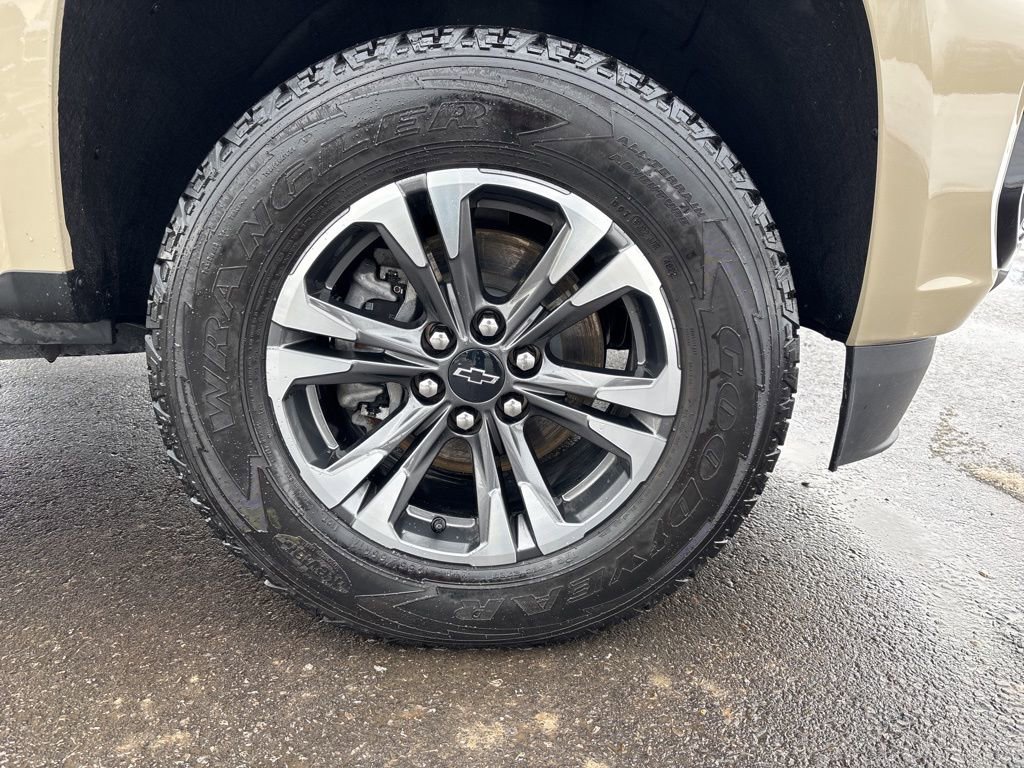 Used 2022 Chevrolet Colorado Z71 image 9