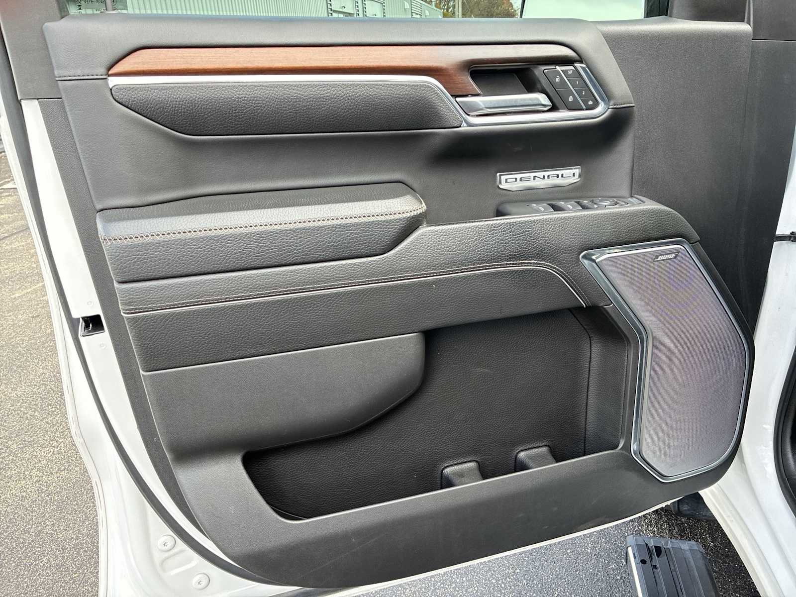 Certified 2024 GMC Sierra 1500 Denali w/ Denali Reserve Package image 23