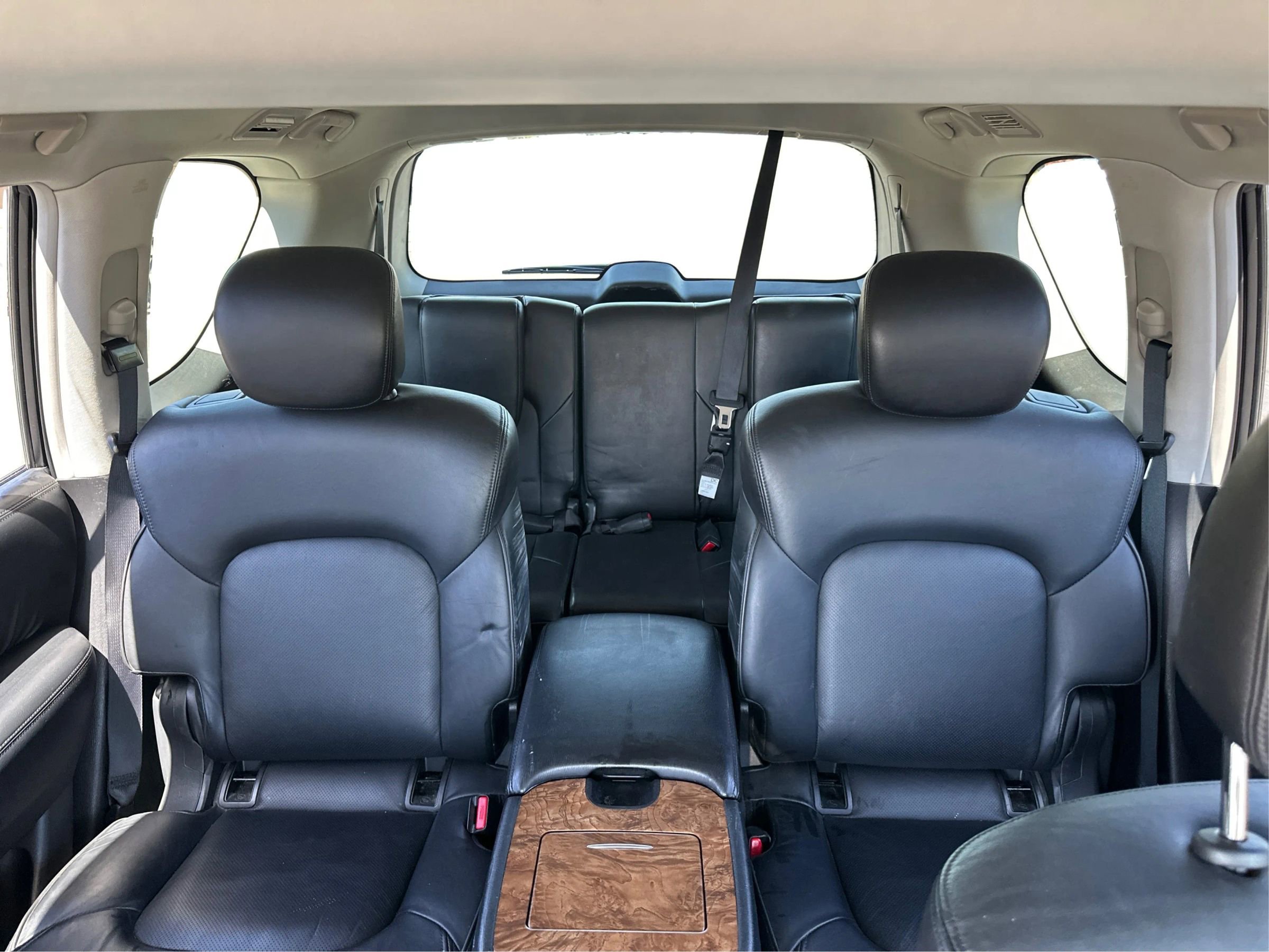 Used 2021 Nissan Armada SL w/ Captain's Chairs Package AWD/4WD image 12