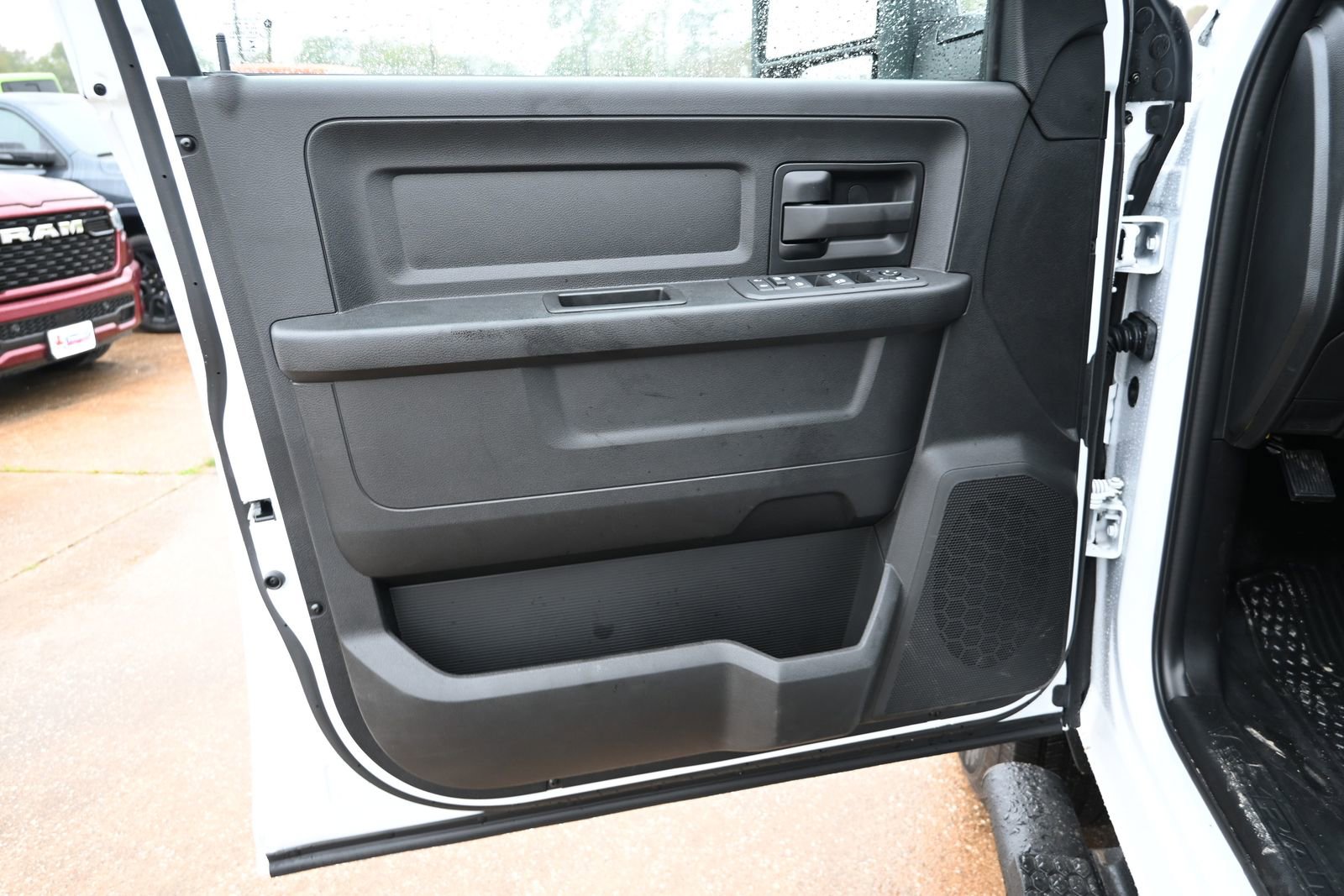 New 2026 RAM 2500 Tradesman w/ Chrome Appearance Group image 9