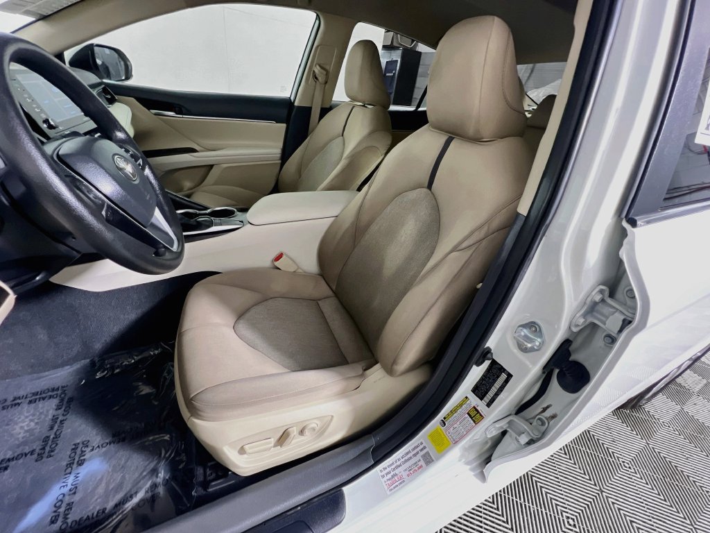 Used 2024 Toyota Camry LE FWD image 8