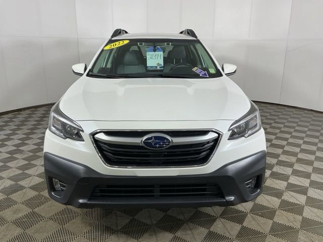 Used 2022 Subaru Outback Premium AWD/4WD image 3