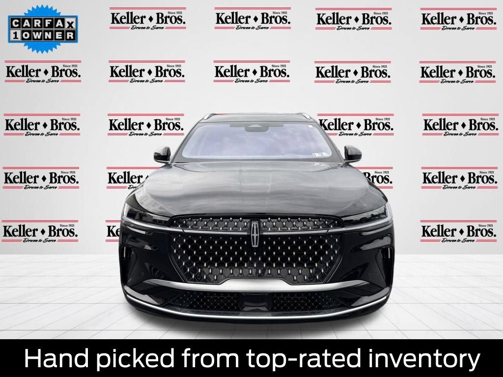 Used 2025 Lincoln Nautilus Black Label AWD/4WD image 2