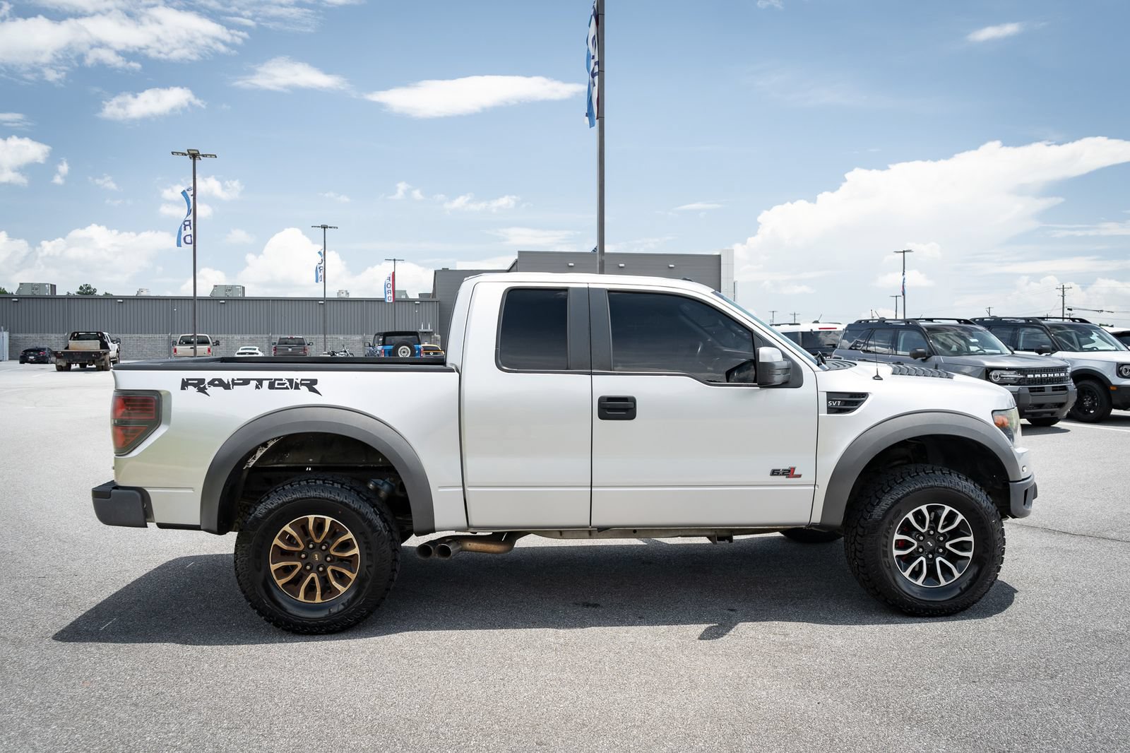 Used 2013 Ford F150 Raptor w/ Luxury Equipment Group AWD/4WD image 10