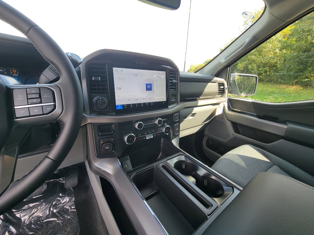 New 2025 Ford F150 XLT image 21