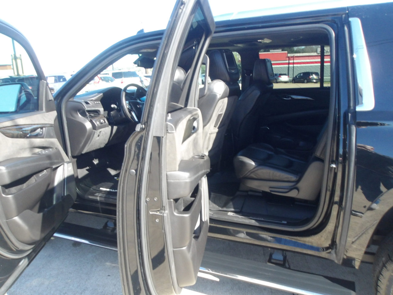 Used 2016 Cadillac Escalade ESV Platinum image 15