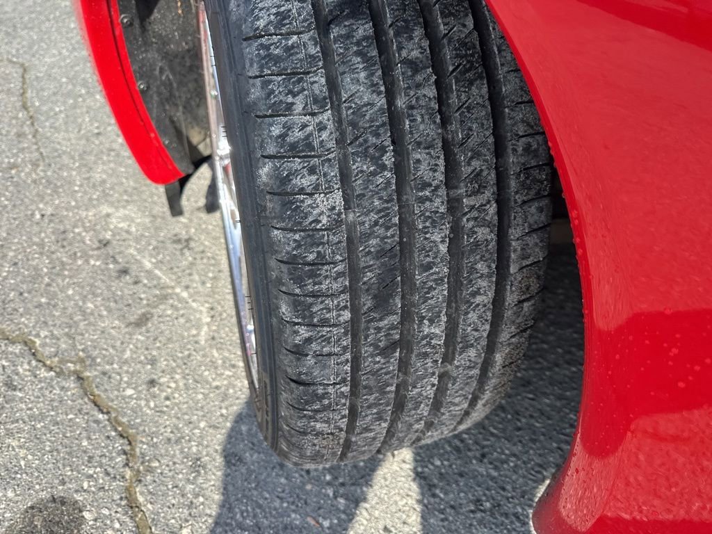 Used 1998 Chevrolet Corvette Coupe w/ Roof Pkg image 21