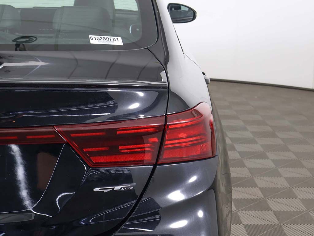 Used 2023 Kia Forte GT-Line w/ GT-Line Premium Package FWD image 16
