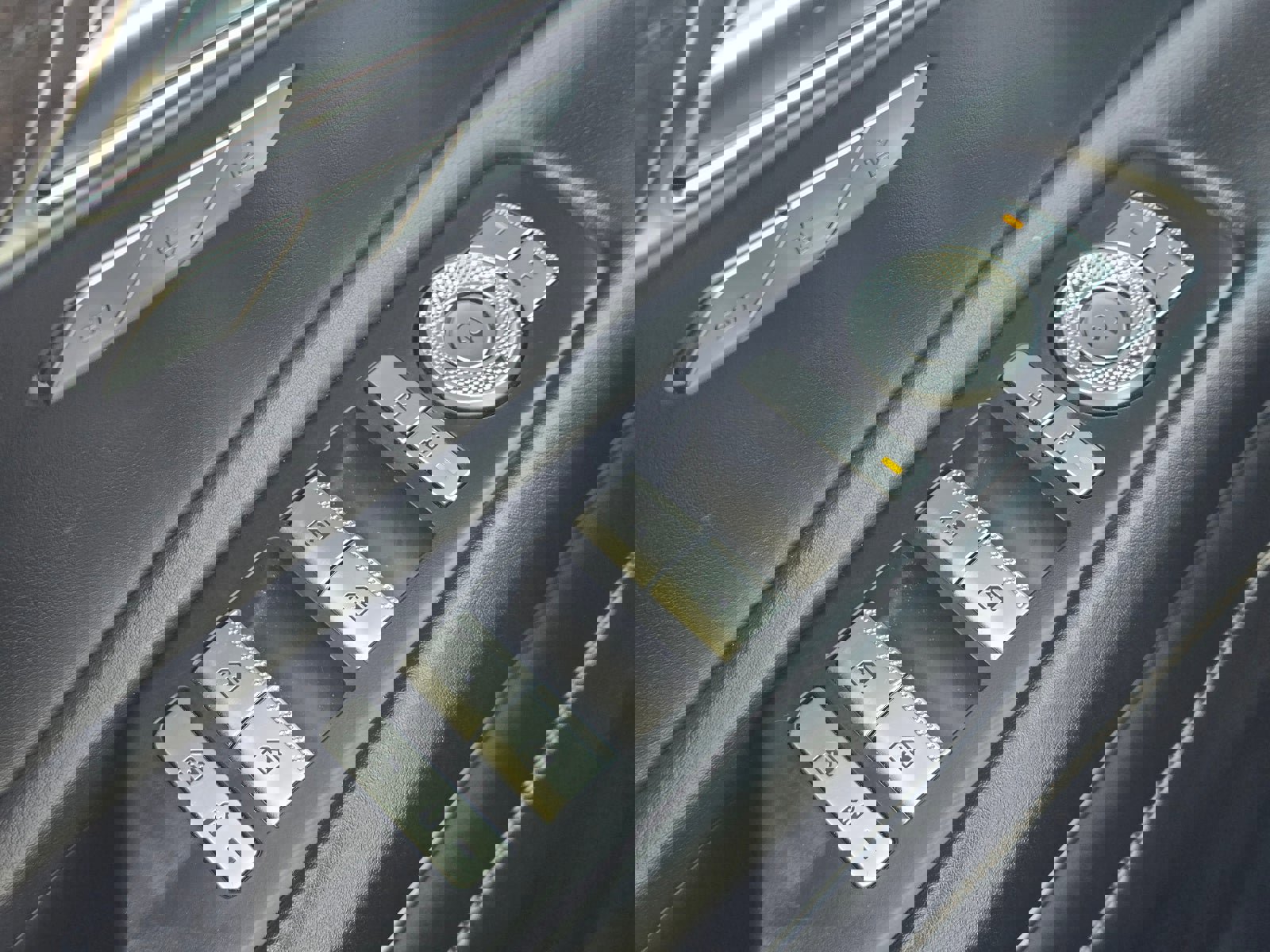 Used 2024 Genesis GV80 2.5T image 23