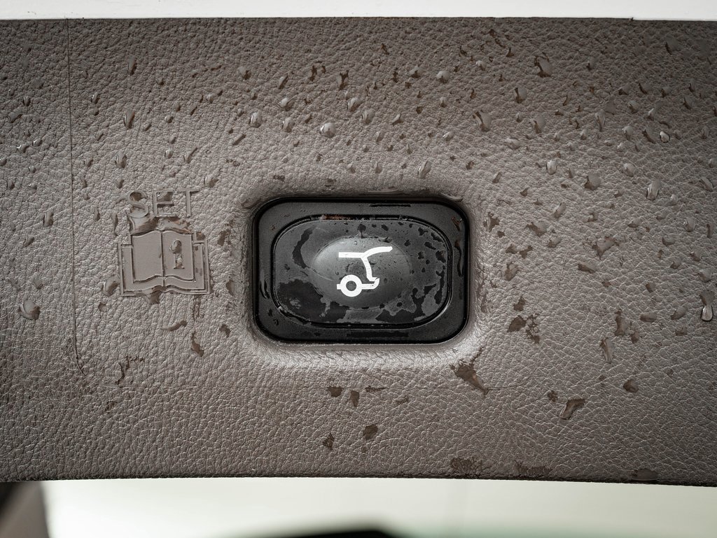 Used 2021 Lincoln Nautilus FWD w/ Equipment Group 101A image 20