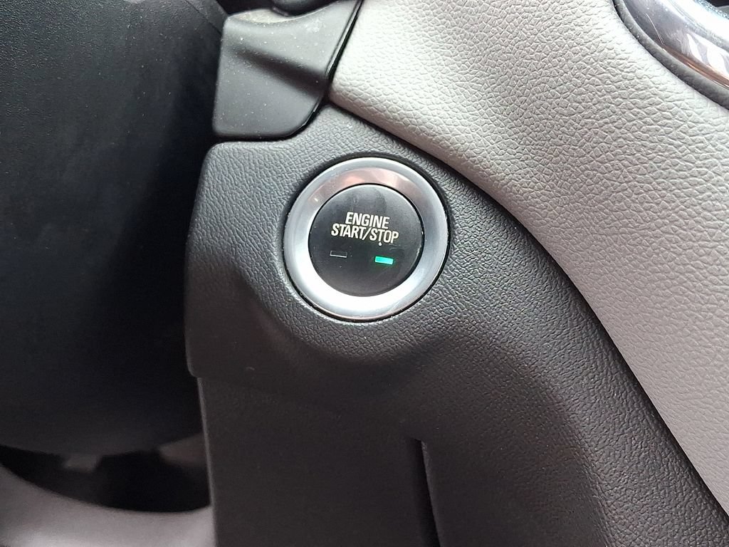Used 2023 Chevrolet Equinox LS w/ LS Convenience Package FWD image 22