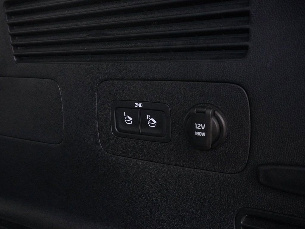 Used 2022 Kia Sorento S w/ Panoramic Sunroof Package image 47