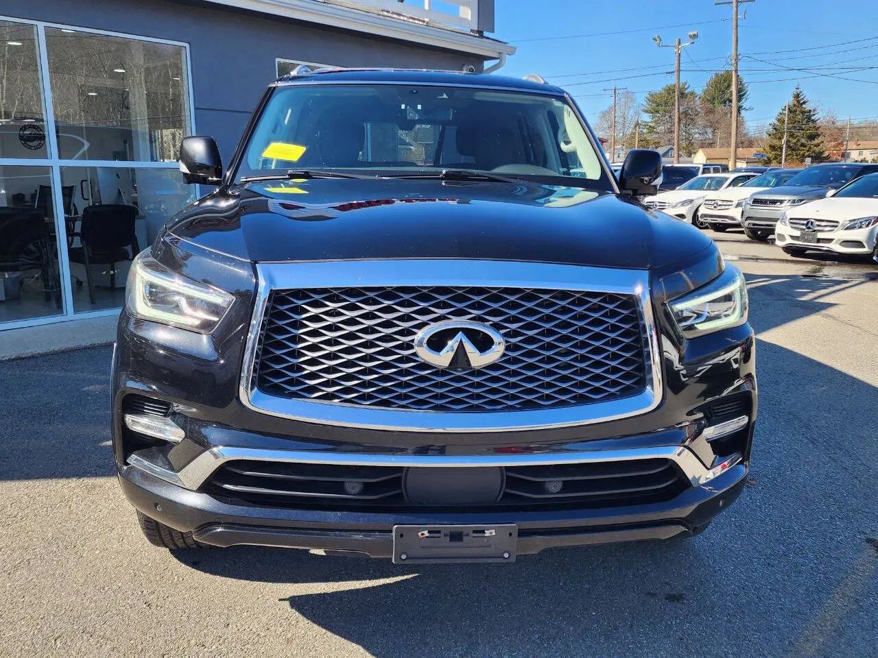 Used 2020 INFINITI QX80 Luxe w/ Proassist Package image 2