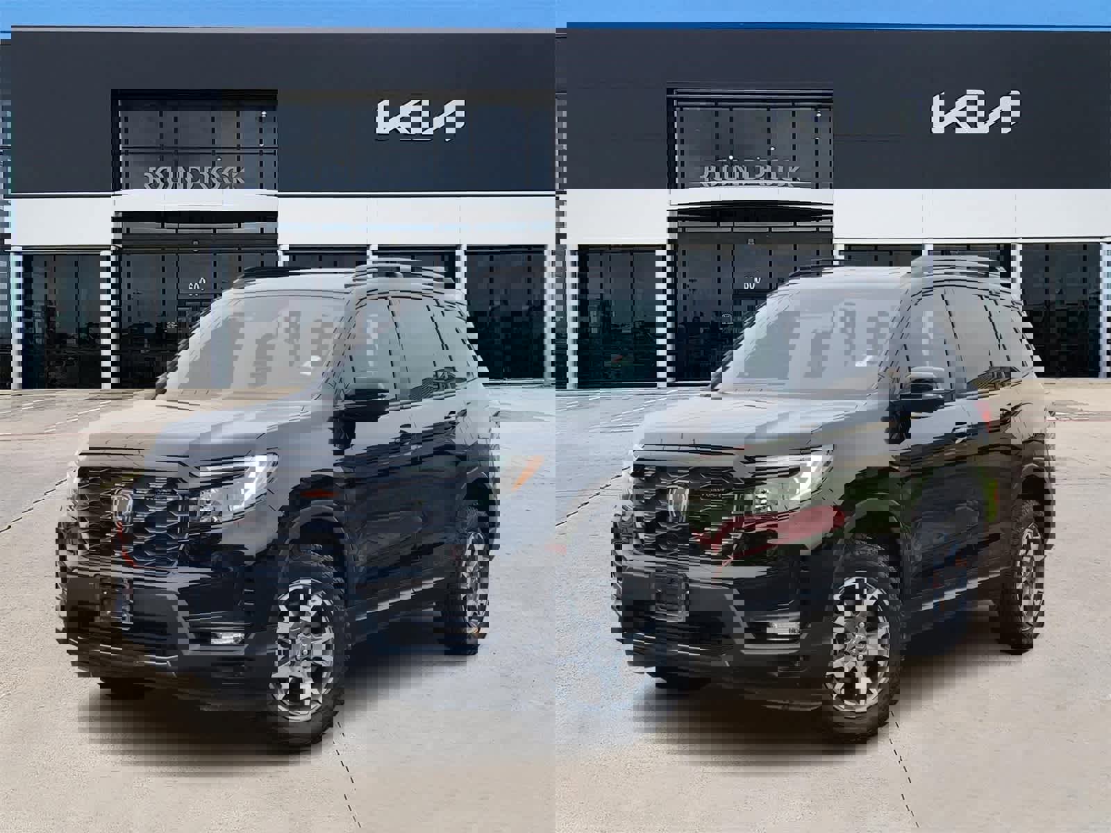 Used 2023 Honda Passport TrailSport image 1