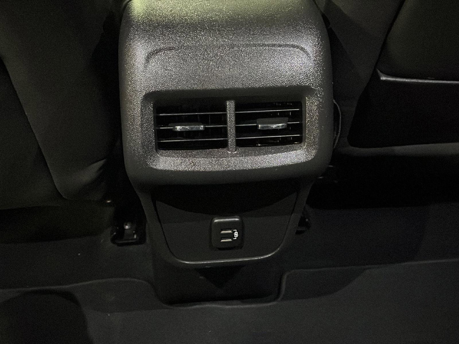 Used 2019 GMC Terrain SLE image 24