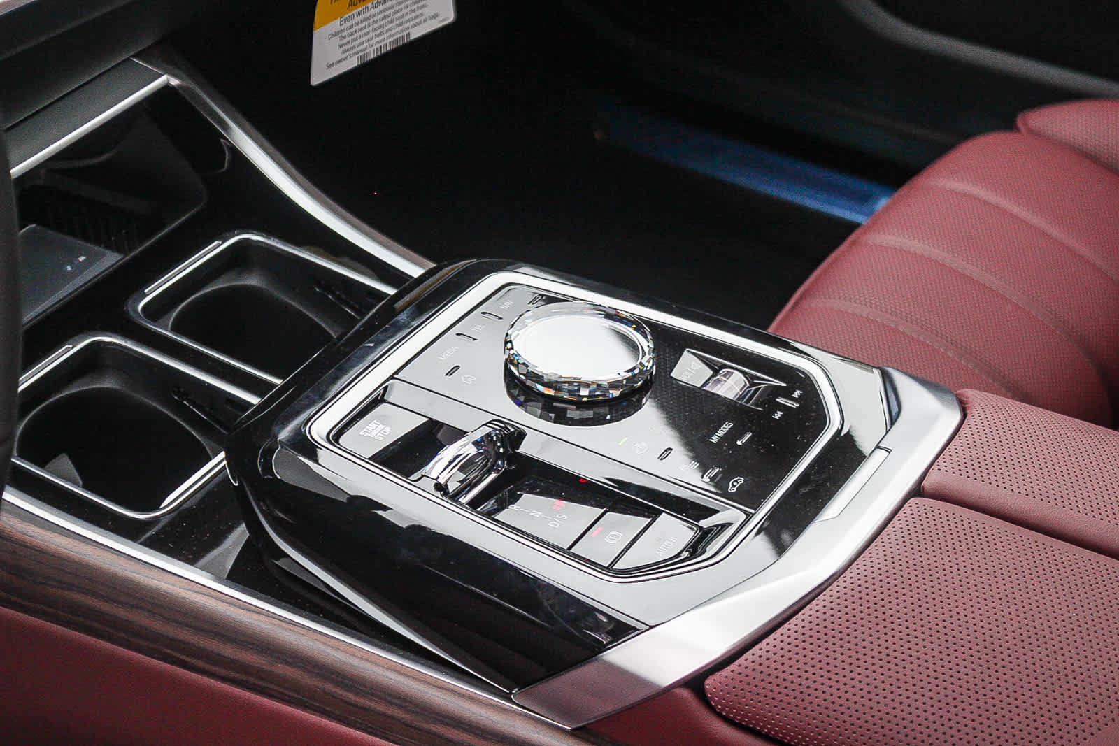 New 2026 BMW 740i w/ Premium Package image 19