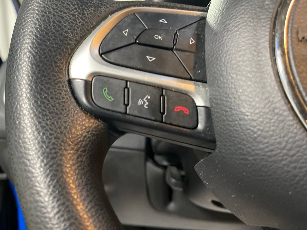 Used 2017 Jeep Compass Sport AWD/4WD image 32