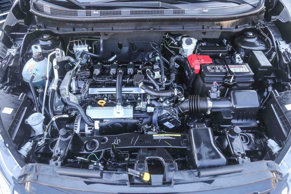 Used 2025 Nissan Kicks Play S image 27