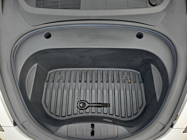 Used 2021 Tesla Model 3 Standard Range Plus image 34