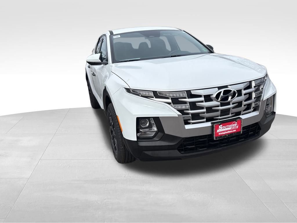 Used 2022 Hyundai Santa Cruz SE w/ Cargo Package image 17