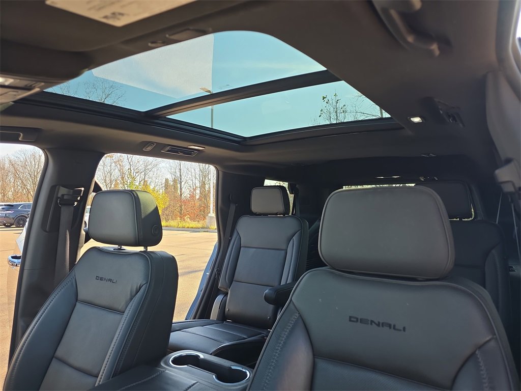 Used 2022 GMC Yukon Denali image 31