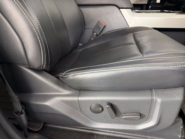 Used 2022 Ford F250 Lariat w/ Lariat Value Package AWD/4WD image 33