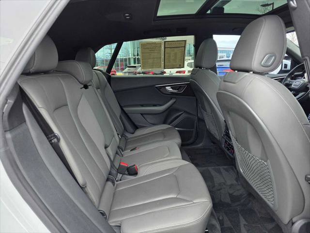 Used 2019 Audi Q8 Prestige w/ Year 1 Package AWD/4WD image 12