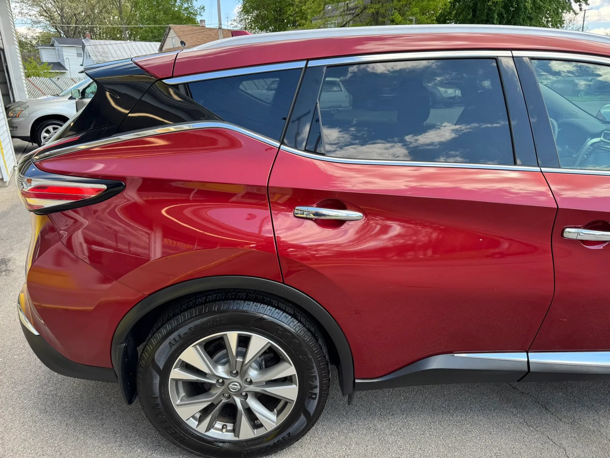 Used 2018 Nissan Murano SL w/ Moonroof Package AWD/4WD image 10