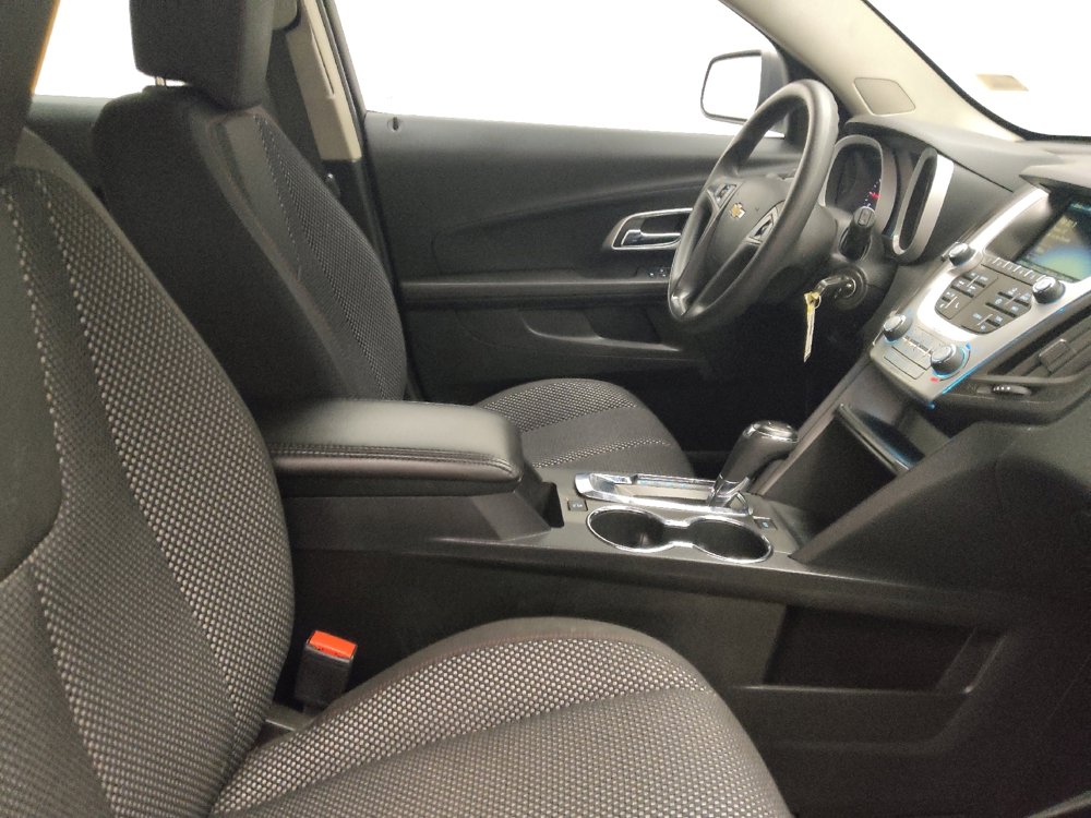 Used 2017 Chevrolet Equinox LS FWD image 21