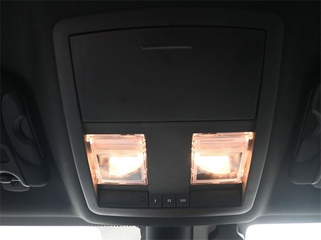 Used 2023 Dodge Challenger SXT w/ Plus Package image 13