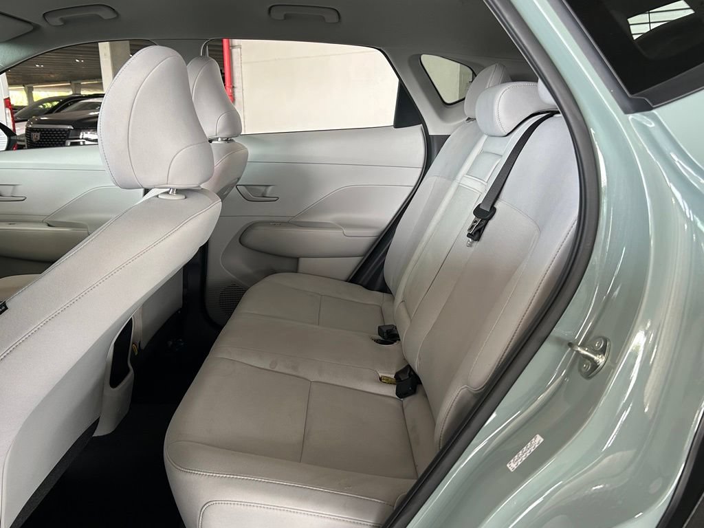 Used 2024 Hyundai Kona SEL FWD image 32