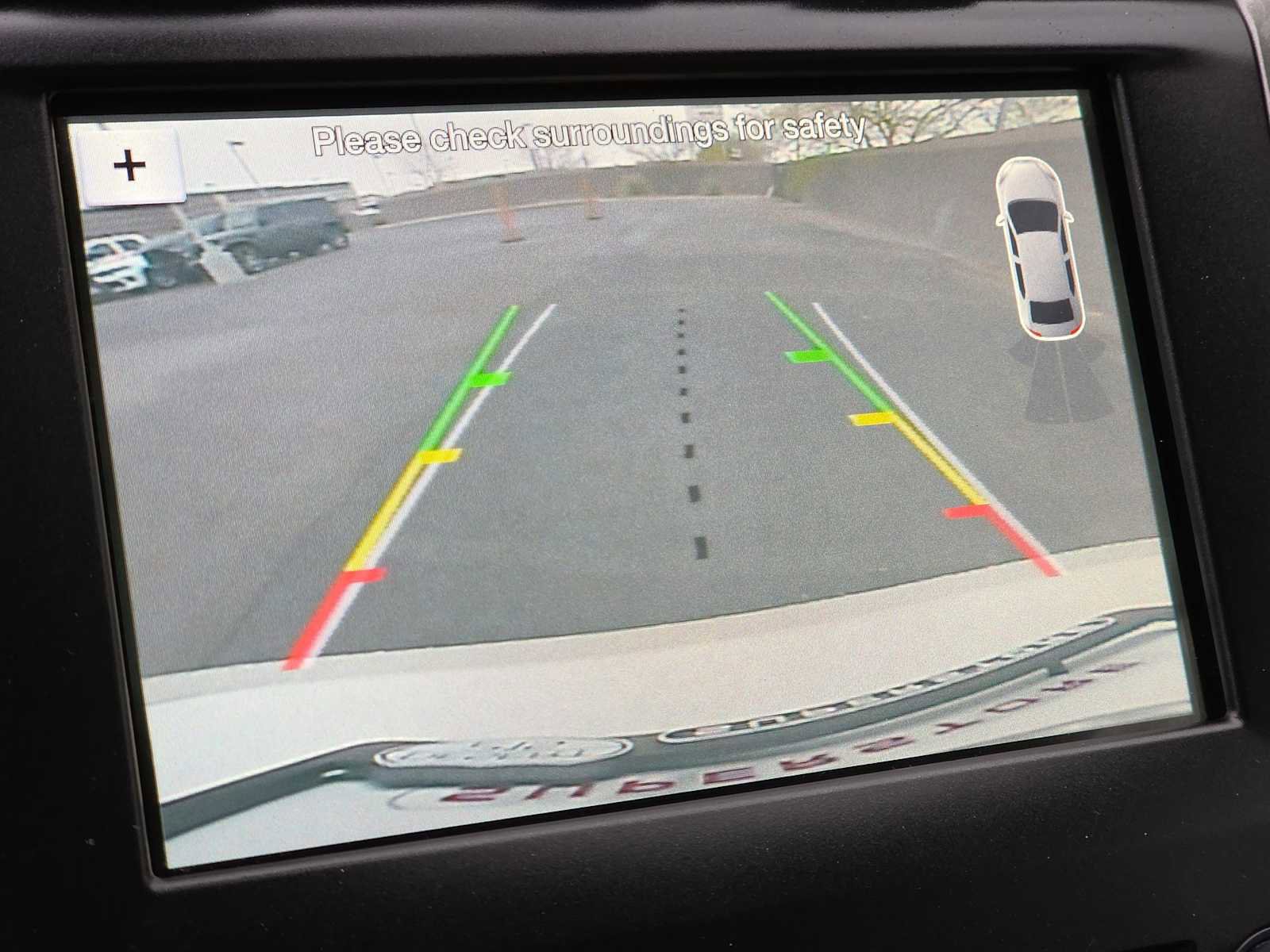 Used 2017 Ford Fusion SE w/ Fusion SE Technology Package image 26